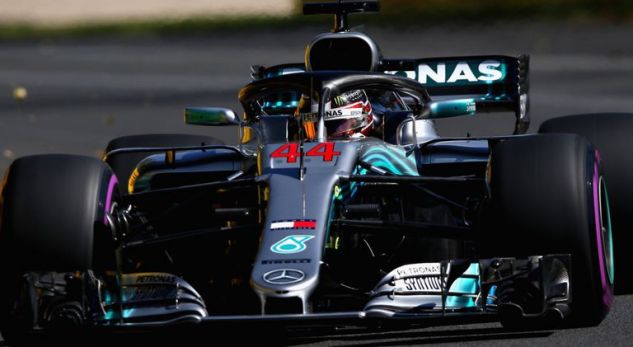 Formula 1, "pole position" for Hamilton in Australia